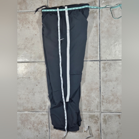 Nike Dri-FIT Pants Men’s Medium, Color: Charcoal - Picture 7 of 9